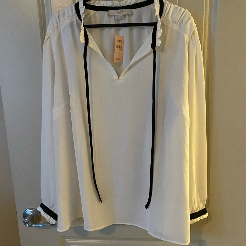 COPY - NWT Loft size 20 white blouse